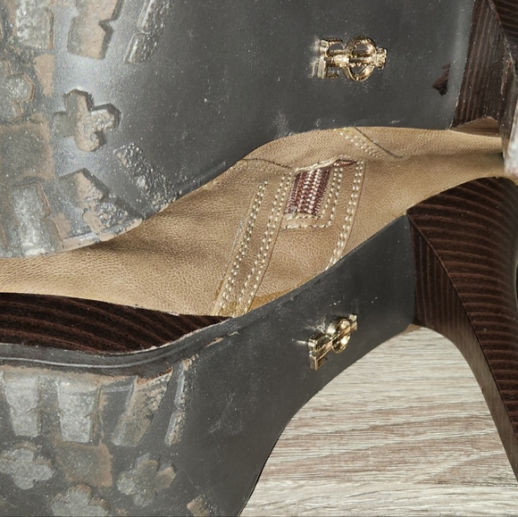 JLO platform ankle boot - Picture 5 of 12